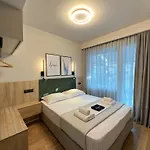 Two Entire Apartments Liv Luxury Central A-B