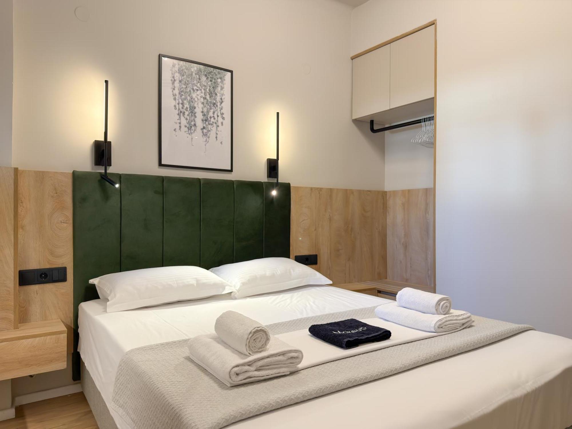 Liv Luxury A-b Apartment *
